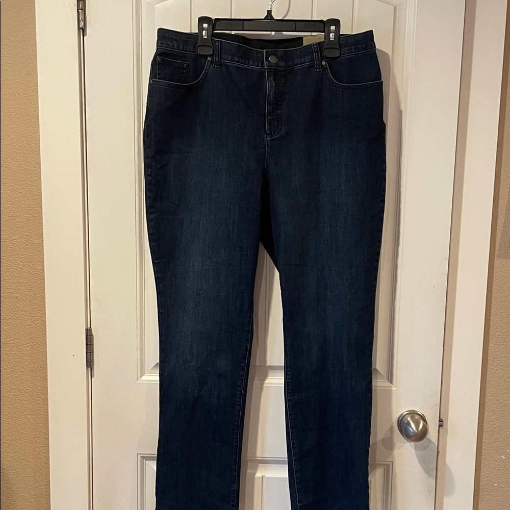 NWT Chico's Dark Indigo Straight Leg Jeans